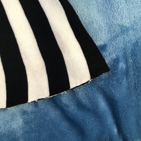 Dress - Picture 3 of 7